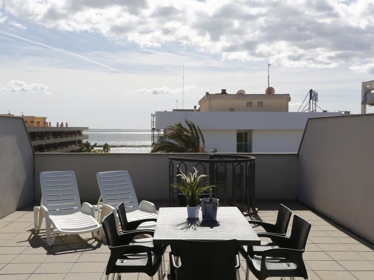Rentalmar Pins Marina Cambrils Exterior photo
